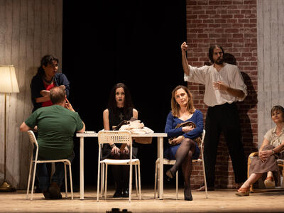 “Pavesini e salsa tonnata”: la Toscana va in scena al Teatro Nieri