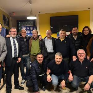 Foto di iscritti e simpatizzanti al termine del congresso