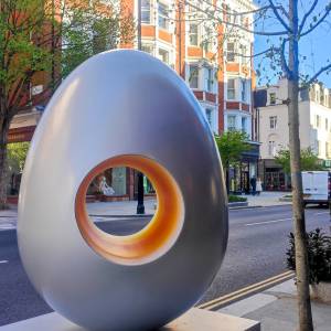 Eggstrusion di David Mellor