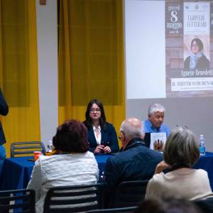 Agnese Benedetti ai giovedì letterari (1)