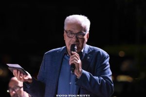 Si celebra Guccini a Piano di Coreglia (2)