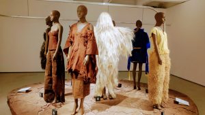 Iamisigo-Mostra Dirty Looks