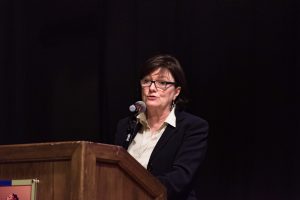 ministro foti e cardinale zuppi - teatro alfieri (19)