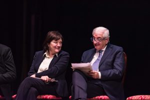 ministro foti e cardinale zuppi - teatro alfieri (22)