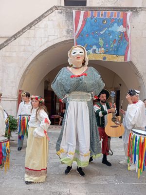 pulcinella parata1