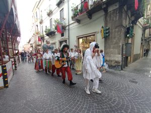pulcinella parata2